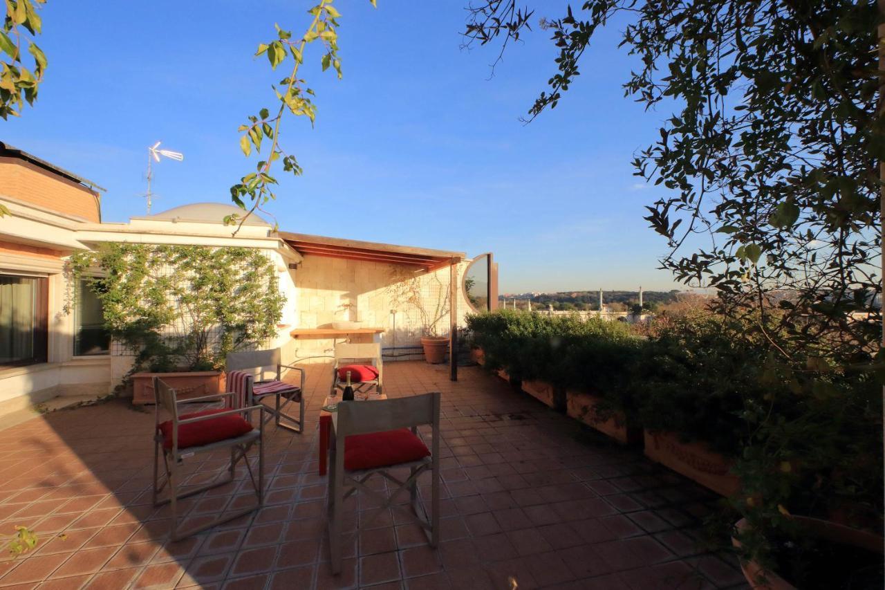 Beautiful Loft In Ponte Milvio With Terrace Apartment Rome Exterior photo