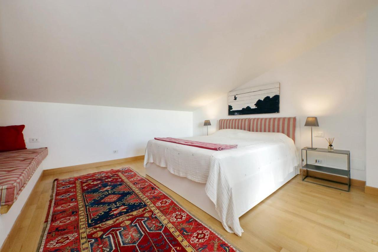 Beautiful Loft In Ponte Milvio With Terrace Apartment Rome Exterior photo