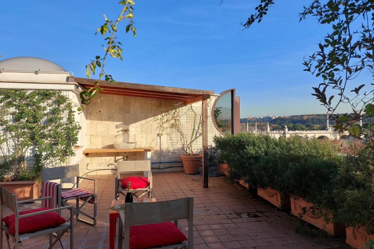 Beautiful Loft In Ponte Milvio With Terrace Apartment Rome Exterior photo